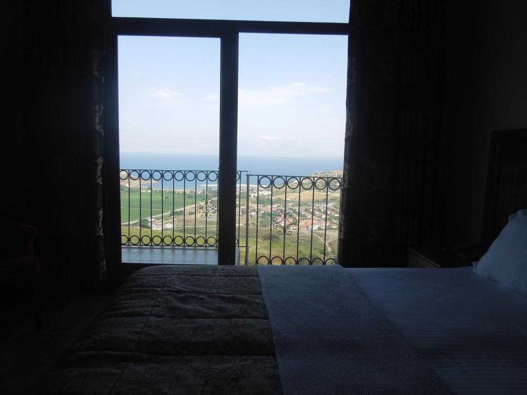 Masi Hotel İmroz الغرفة الصورة